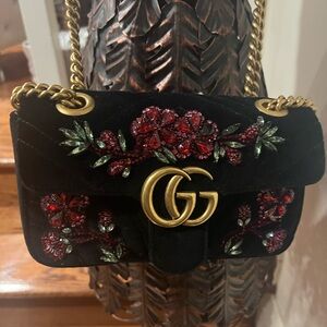 Gucci Black Velvet crystal flower marmont evening bag cross body stunning!